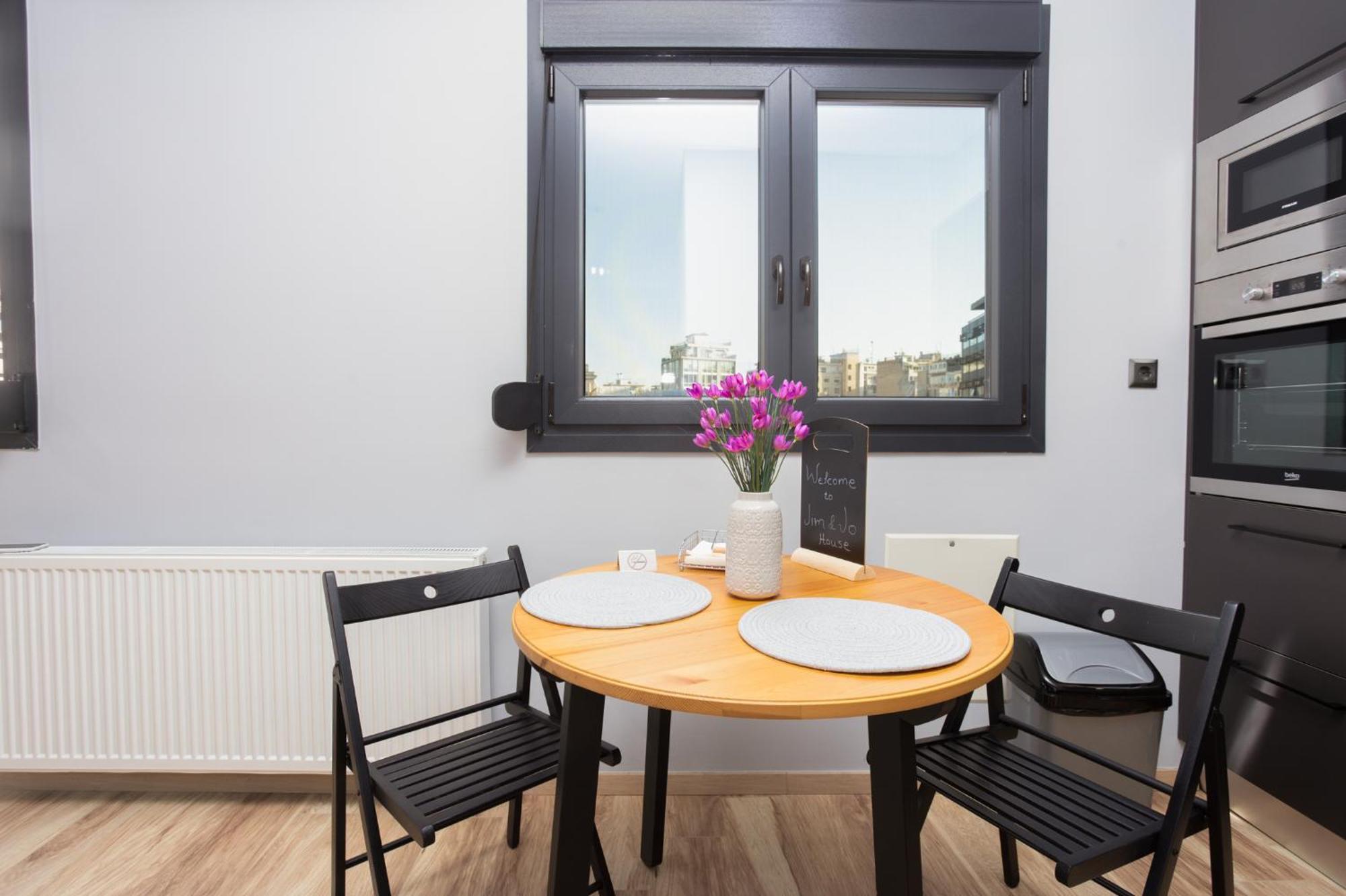 Jim & Jo House Apartment เทสซาโลนิกิ ภายนอก รูปภาพ